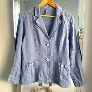 XCVI blue cotton jacket . M.New no tags.This blazer looks great with linen pants